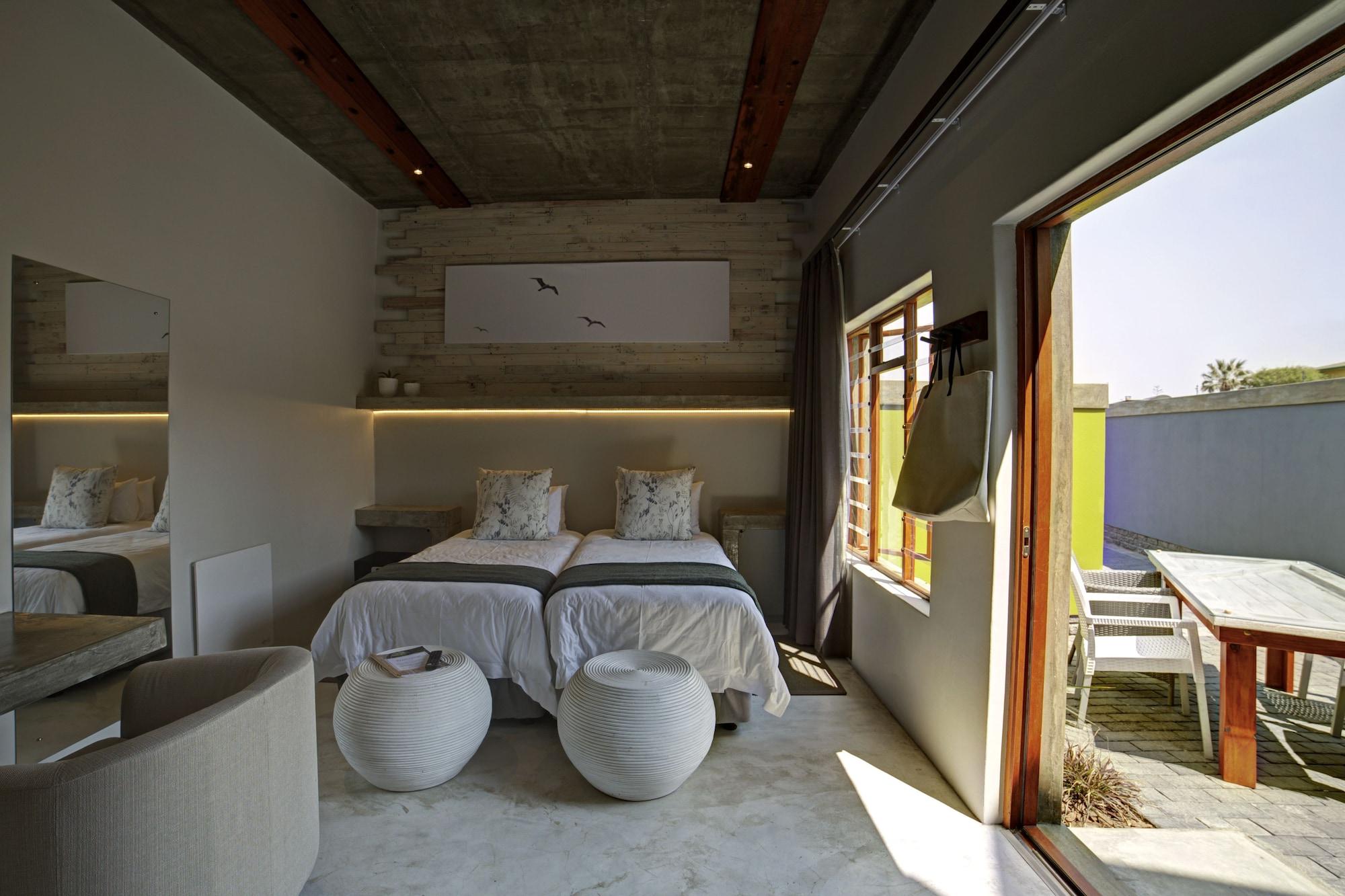 Organic Stay Guesthouse Свакопмунд Экстерьер фото