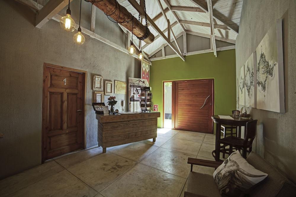 Organic Stay Guesthouse Свакопмунд Экстерьер фото