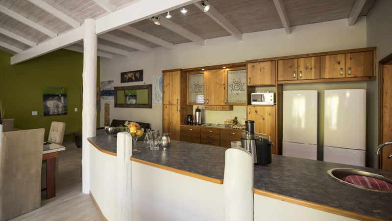 Organic Stay Guesthouse Свакопмунд Экстерьер фото