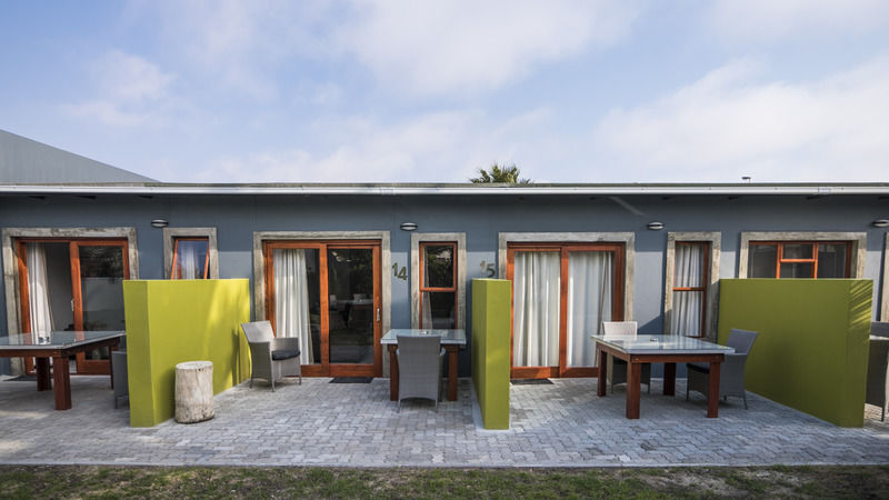 Organic Stay Guesthouse Свакопмунд Экстерьер фото